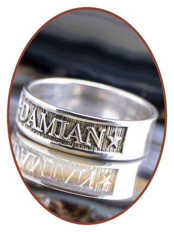 JB Memorials Sterling Zilveren Naam Gedenk Ring - RB067N